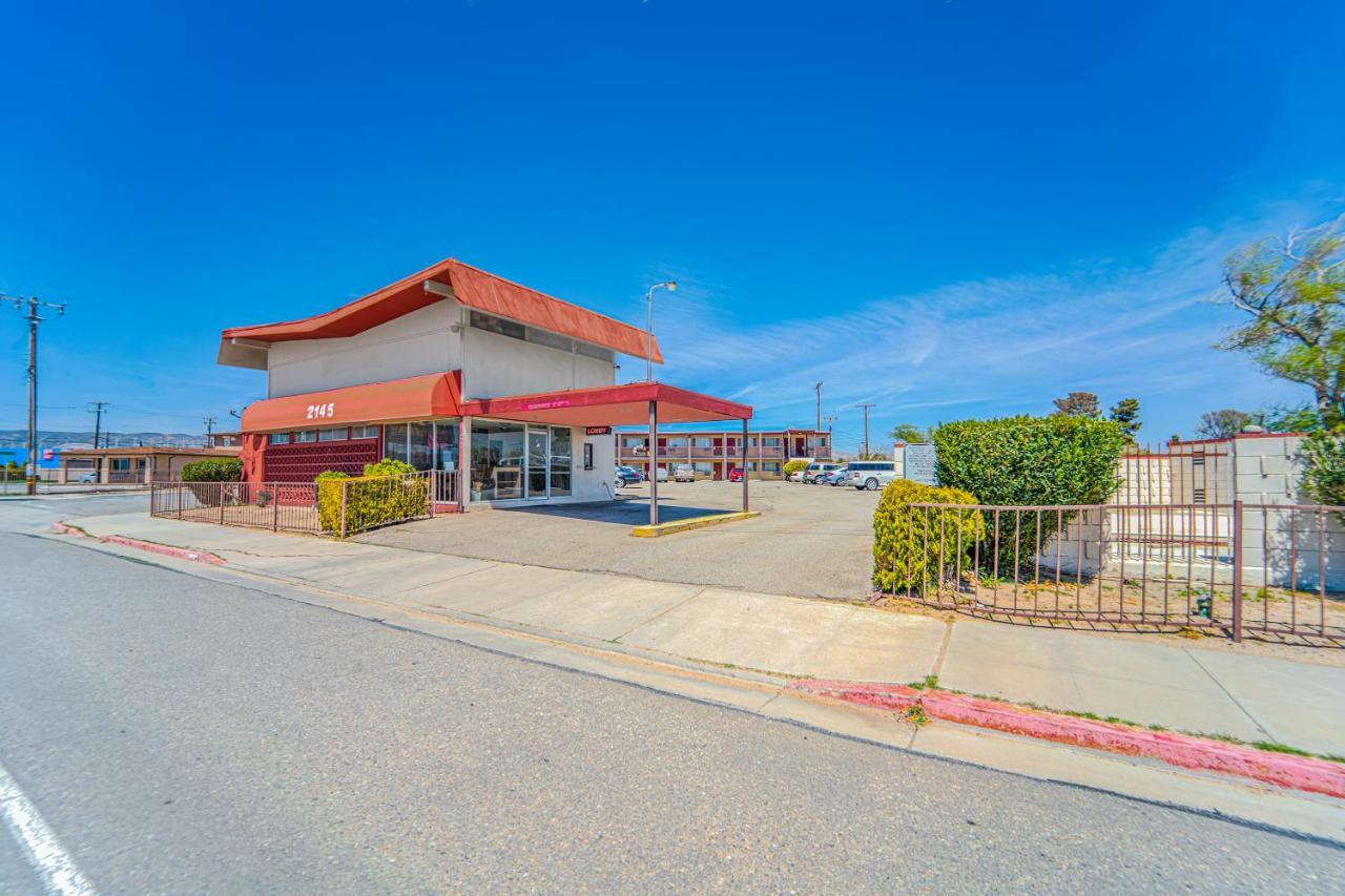 Mojave Hotel Exterior foto